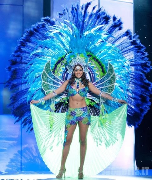 Nacionaliniai drabužiai Miss Visata 2011 konkurse